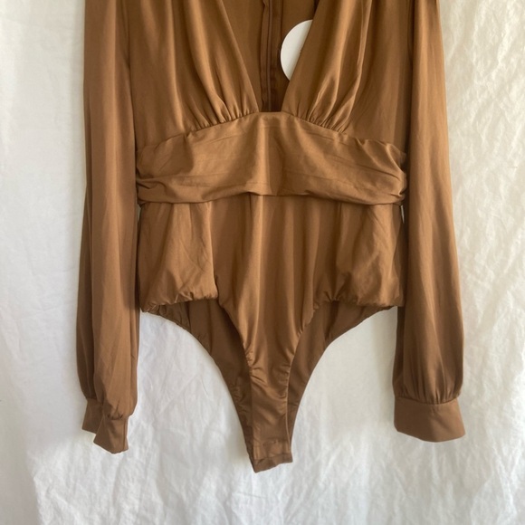 Princess Polly JUDE LONG SLEEVE BODYSUIT
BROWN US size 12 NEW - Picture 4 of 16
